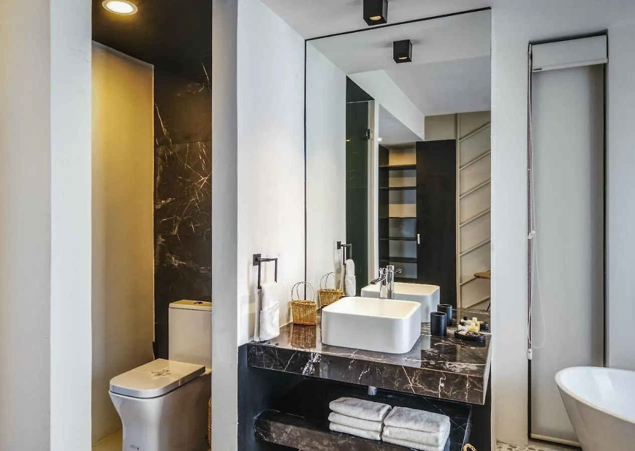 2Br Coworking Freestanding Bathtub Private Pool Apartment Tulum