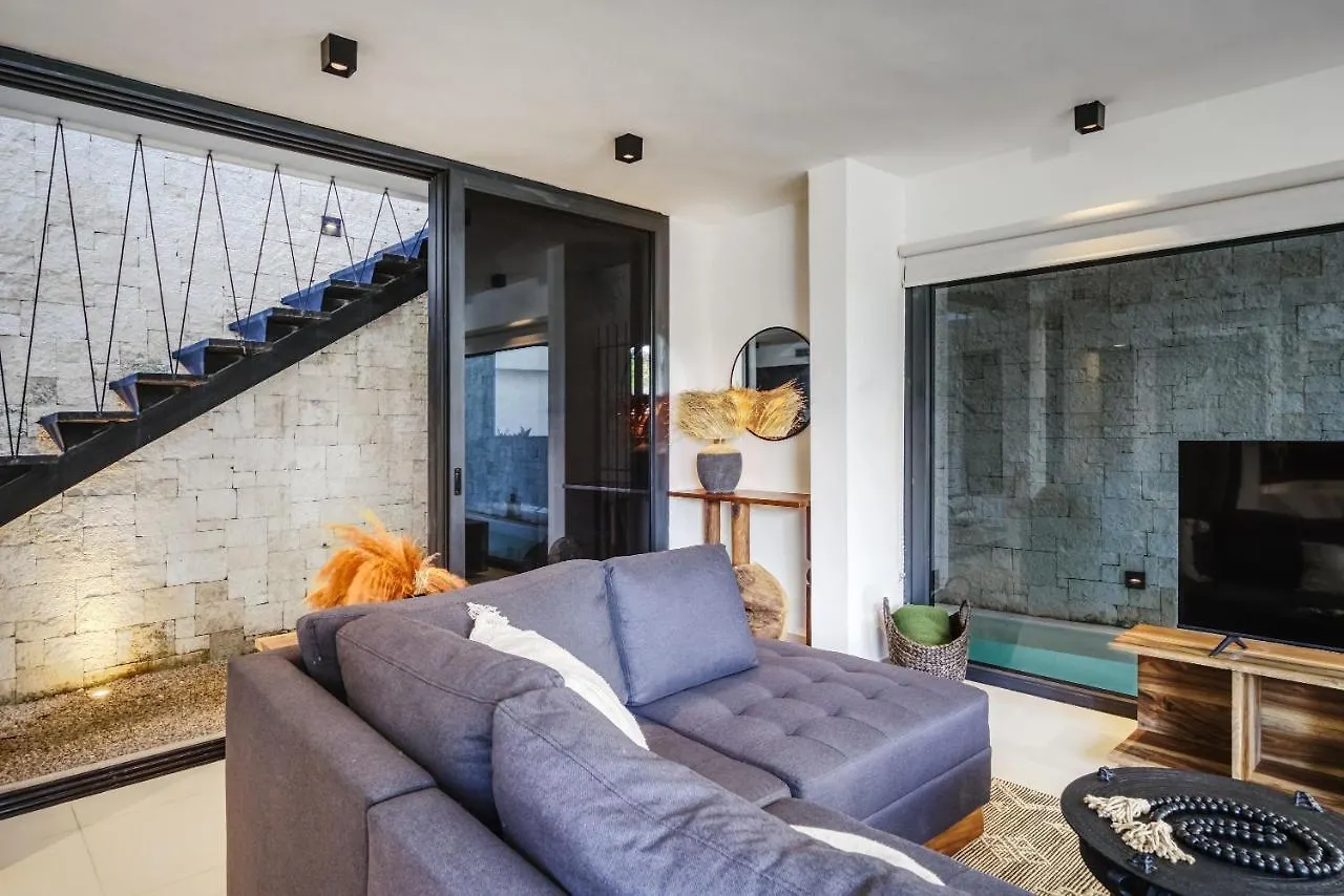 2Br Coworking Freestanding Bathtub Private Pool Appartement Tulum Pueblo 0*,  Mexico